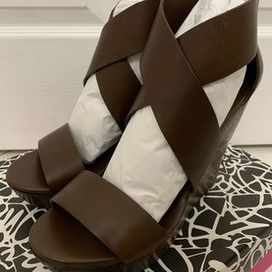 Diane Von Furstenberg Opal Mink Soft Vacchetta Wedges Size 8.5. New in box